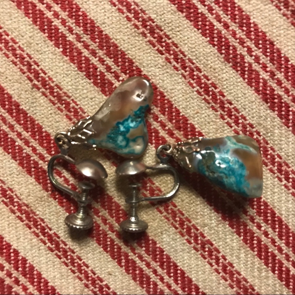 Vintage (lot of 4)Costume Earrings - Picture 4 of 8